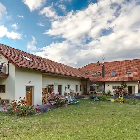 Appartamento Zeleny Statek Bzova Esterno foto